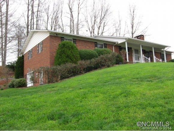 210 Indian Trail - Photo 2