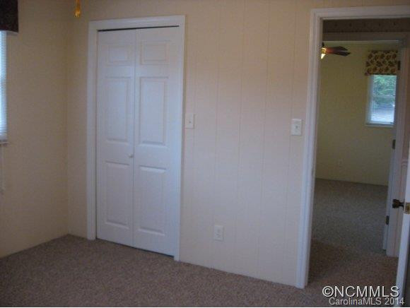 210 Indian Trail - Photo 10
