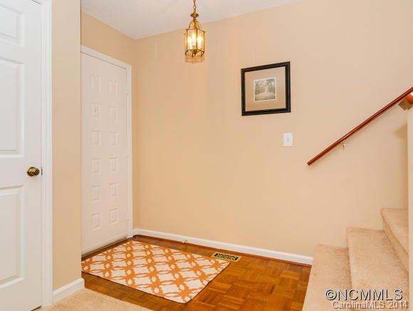 112 Pebble Creek Drive - Photo 3