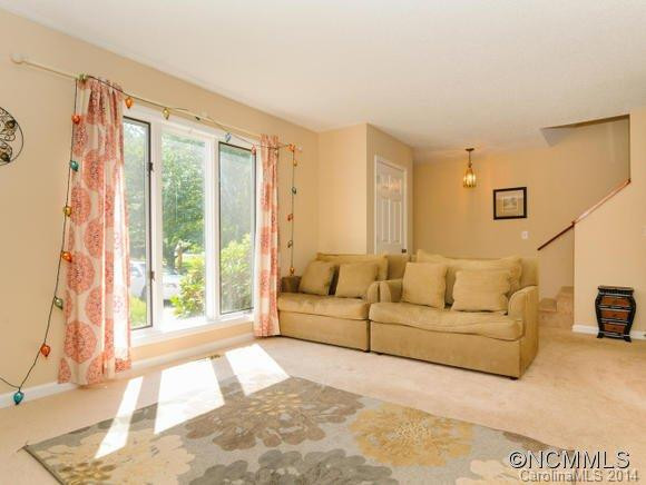 112 Pebble Creek Drive - Photo 4