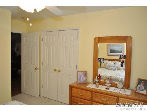 246 Wiltshire Circle - Photo 19