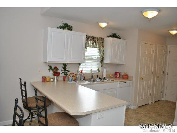246 Wiltshire Circle - Photo 10