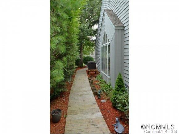 25 Highland Pointe Court - Photo 3