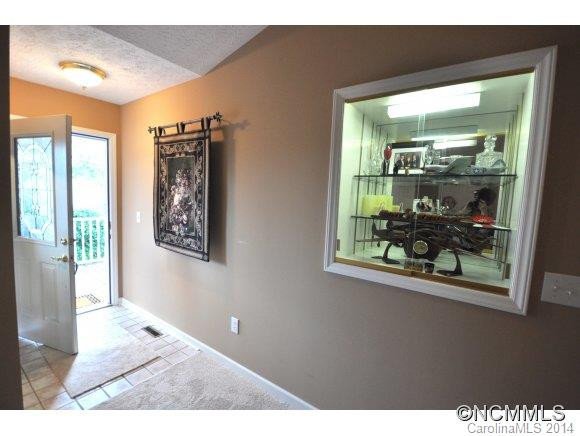 645 High Quarry Road - Photo 3