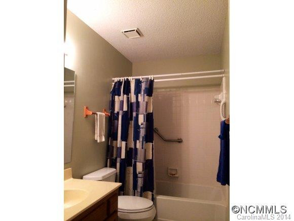 8 Westminster - Photo 12