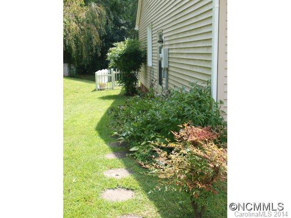 8 Westminster - Photo 17