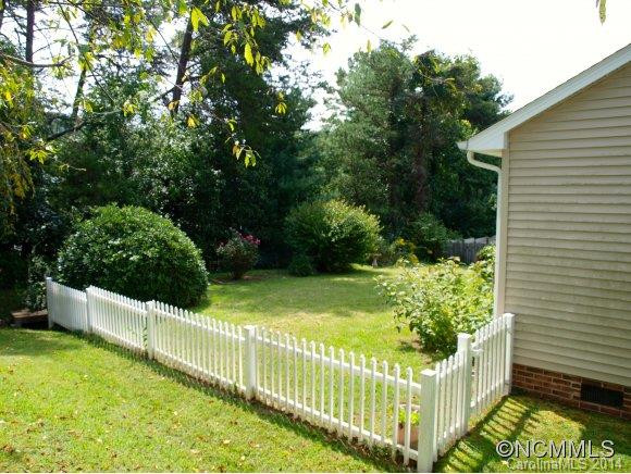 8 Westminster - Photo 18