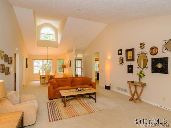 206 North Tallyho Ln - Photo 4