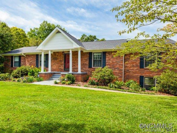 2 Pine Meadow Drive