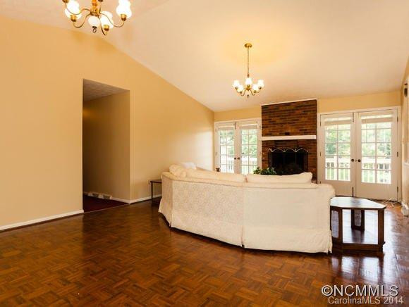 2 Pine Meadow Drive - Photo 5