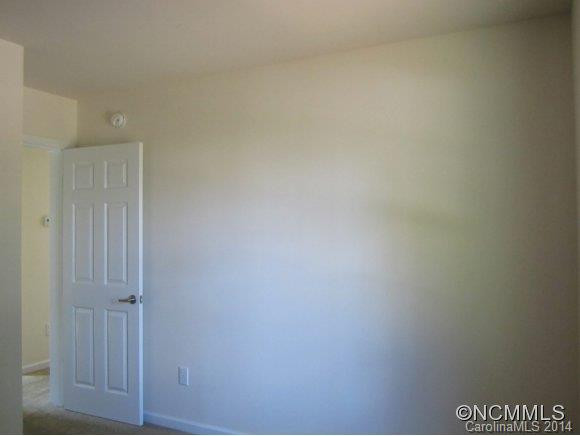 11 Walton - Photo 8