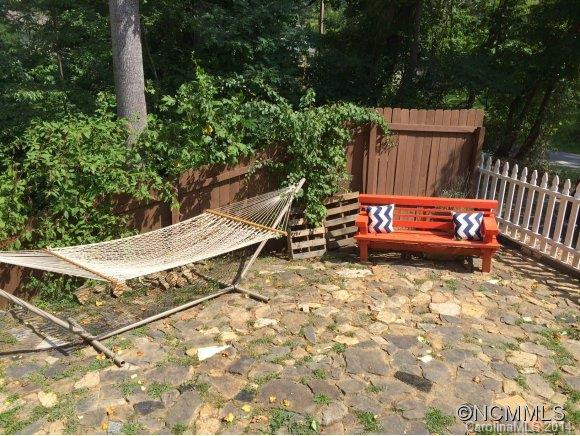 311 London Road - Photo 3