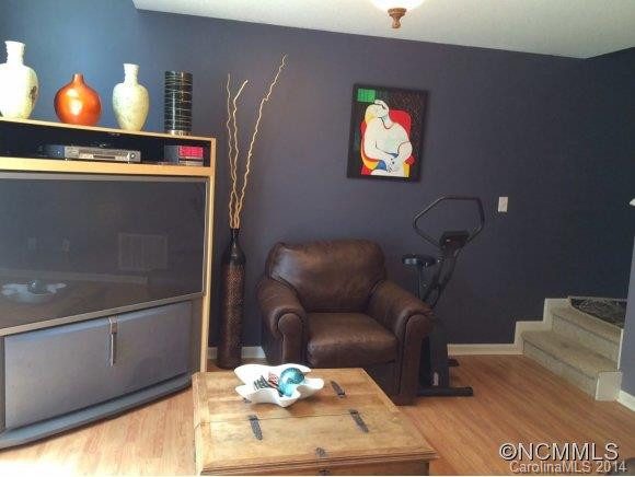 311 London Road - Photo 9