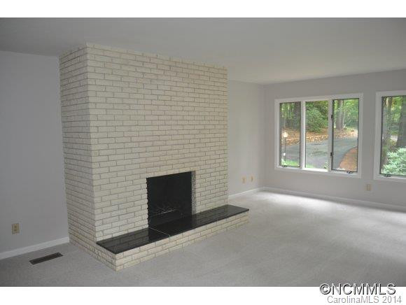 132 Larchmont Drive - Photo 6