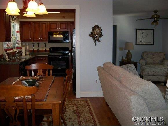 132 Forest Lane - Photo 8