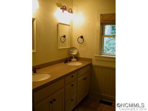 992 Mountain Page Road - Photo 16
