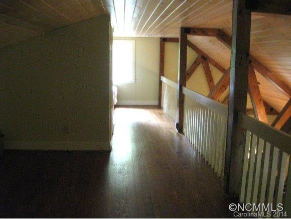992 Mountain Page Road - Photo 17
