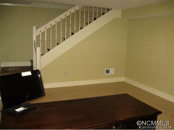 992 Mountain Page Road - Photo 20