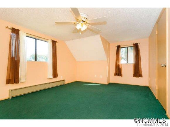 54 Dixon Terrace - Photo 18