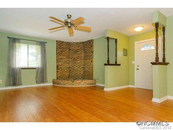 54 Dixon Terrace - Photo 4