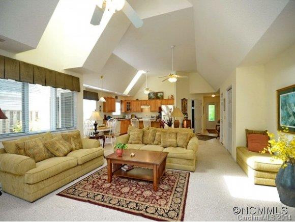 43 HONEYCOMBE CIRCLE - Photo 4