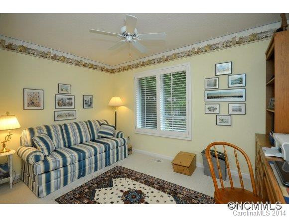 1840 Riverview Court - Photo 14