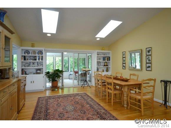 1840 Riverview Court - Photo 5