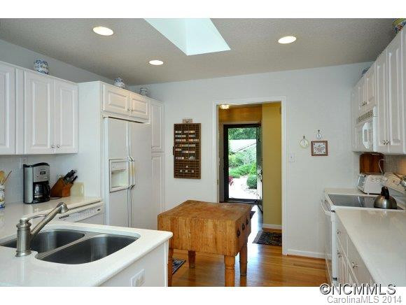 1840 Riverview Court - Photo 7