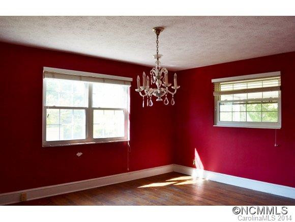 207 Ewbank Drive - Photo 4