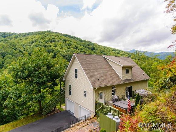 151 Saw Branch Road - Photo 2