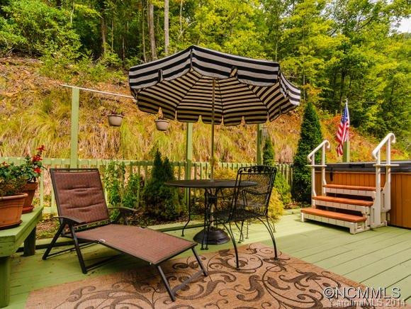 151 Saw Branch Road - Photo 14