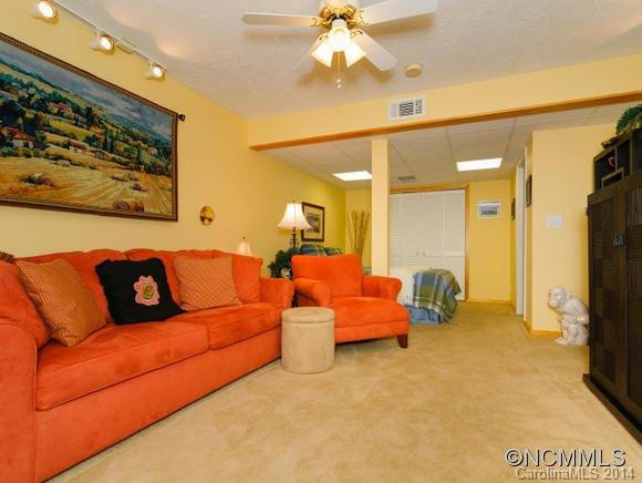 151 Saw Branch Road - Photo 23