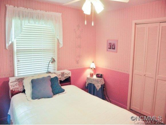 72 DOUGLAS CIRCLE - Photo 14