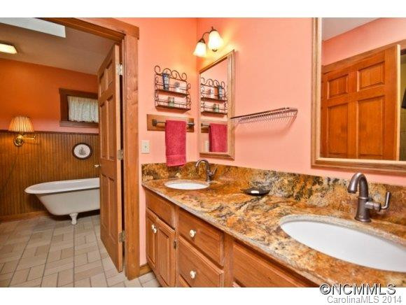 16 Carol Lane - Photo 11