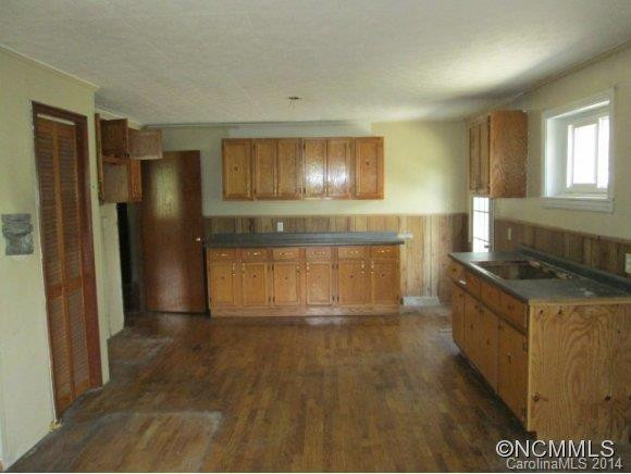 533 Old Hwy 20 - Photo 6