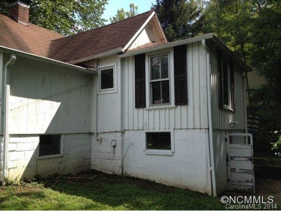 156 Beaverdam Rd - Photo 2