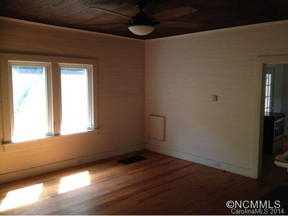 156 Beaverdam Rd - Photo 3