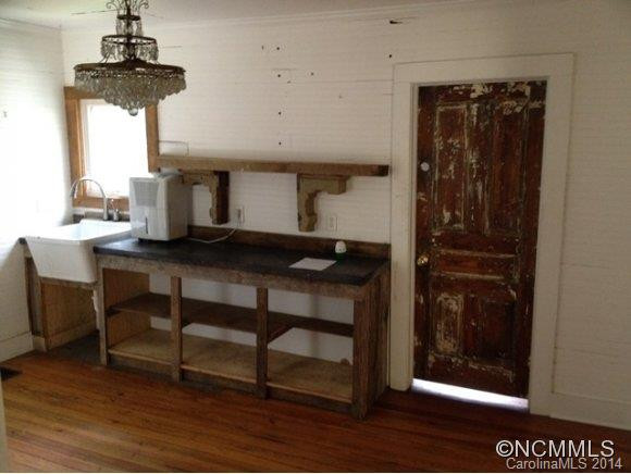 156 Beaverdam Rd - Photo 8