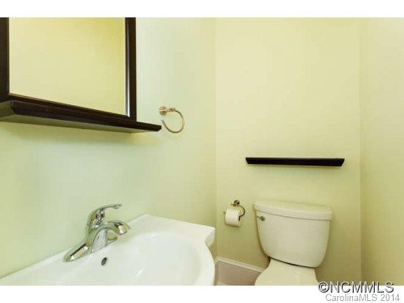 64 Arthur Road - Photo 10