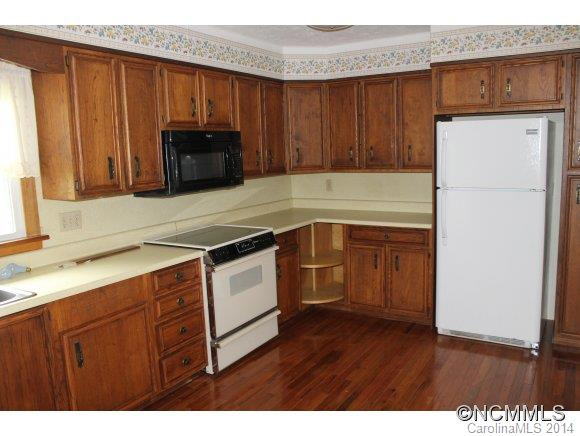 1198 Alexander Road - Photo 3