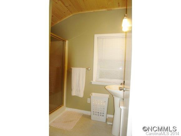 117 LOOP ROAD - Photo 9