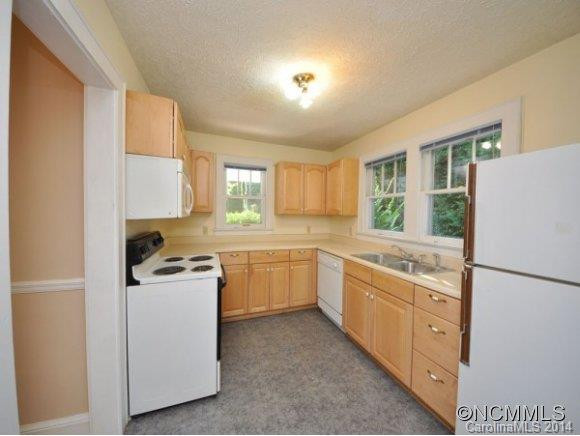 1116 HIGHLAND AVE. - Photo 9
