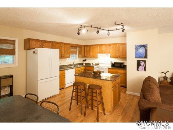 516 Betsy Ross Lane - Photo 3