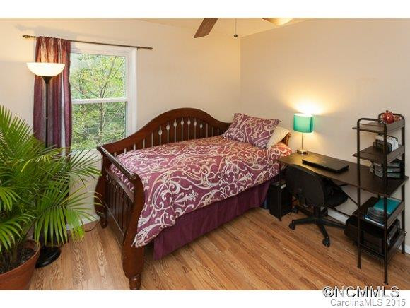 516 Betsy Ross Lane - Photo 10
