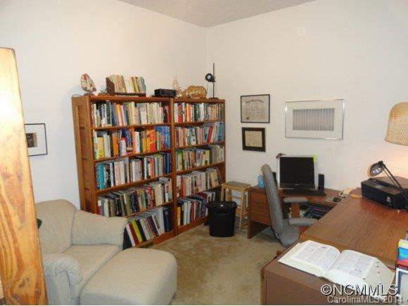65 Falcon Ct. - Photo 18