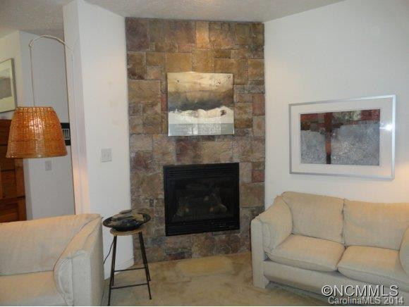 65 Falcon Ct. - Photo 6