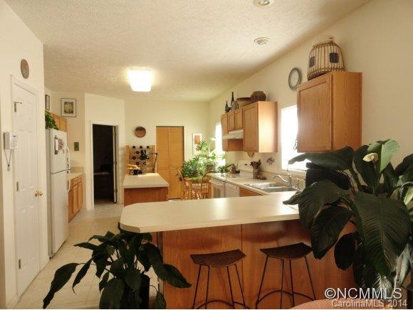 65 Falcon Ct. - Photo 7