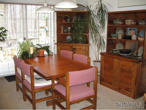 65 Falcon Ct. - Photo 9