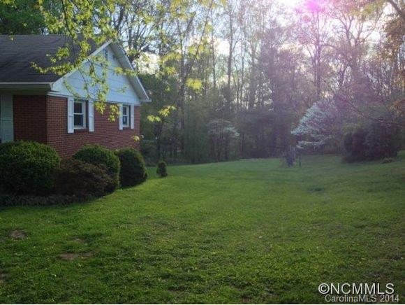 24 Old Asbury Rd. - Photo 3