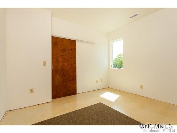 98 Ora St - Photo 12